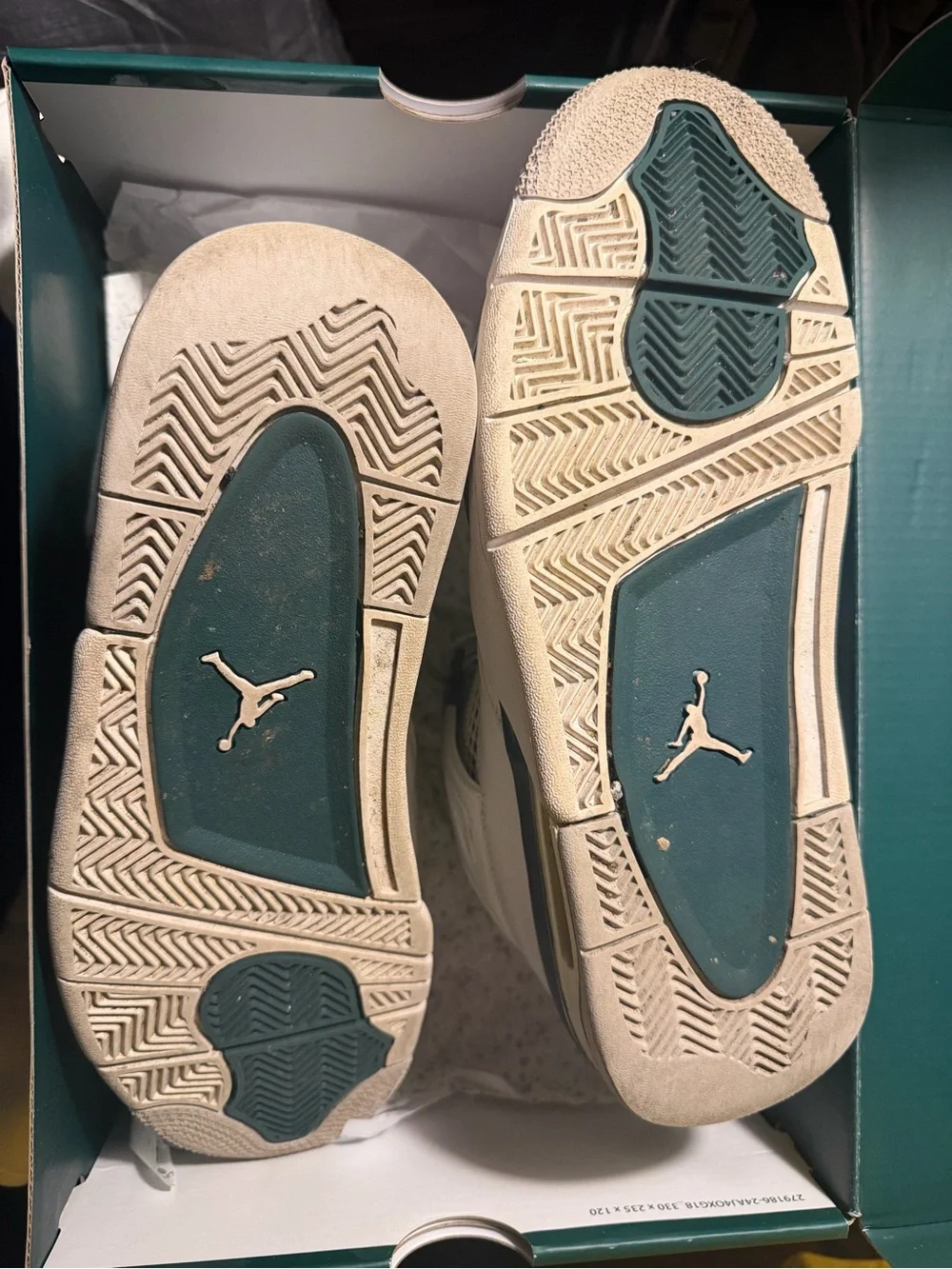 Jordan 4 Retro “oxidized”